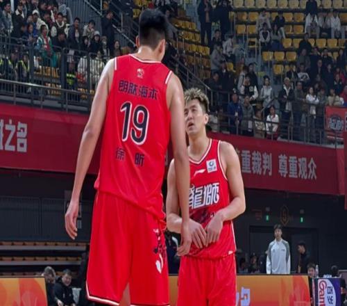 滕哈赫对管,理层调整表,示满意,皇冠体育app下载,皇冠体育官网,澳门皇冠体育,bet皇冠体育在线